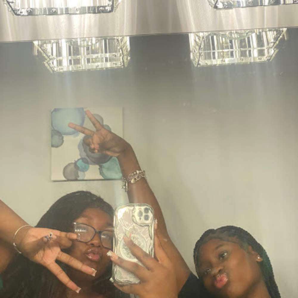 Meet your Posher, Jakara